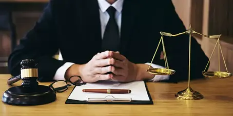 What are the different types of lawyers in Nigeria?